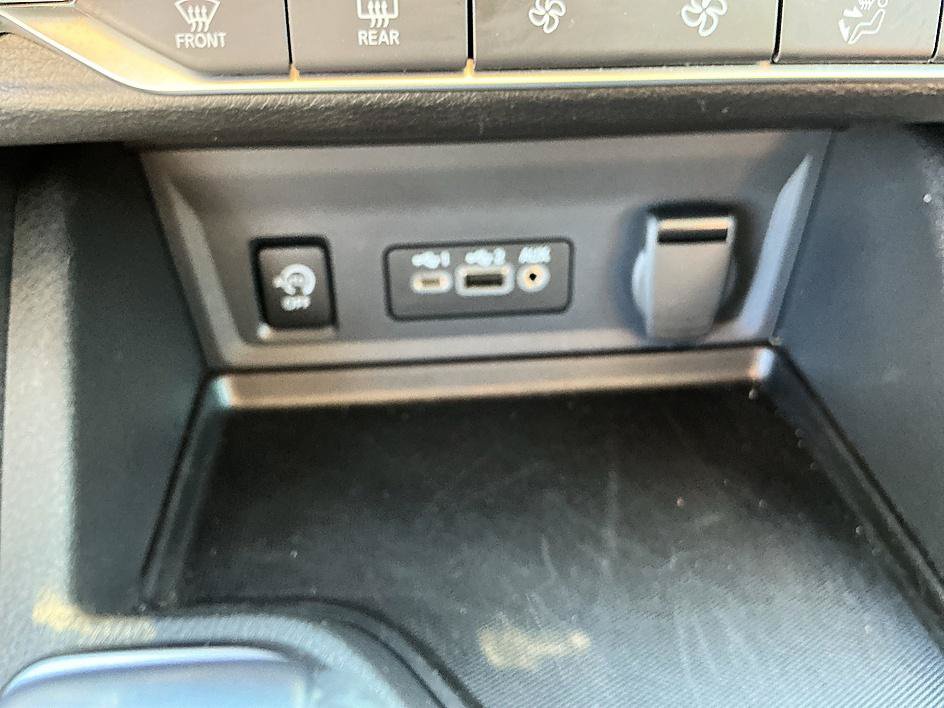 Certified 2025 Nissan Sentra SV w/ All-Weather Package FWD image 18