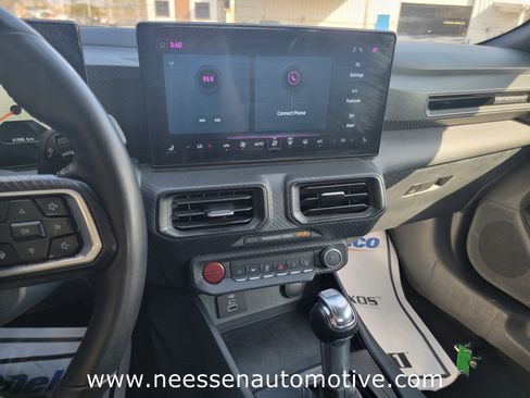 Used 2024 Ford Mustang Convertible image 21