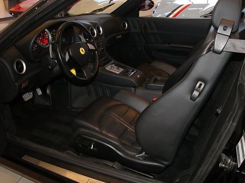 Used 2005 Ferrari 575M Maranello Superamerica image 4