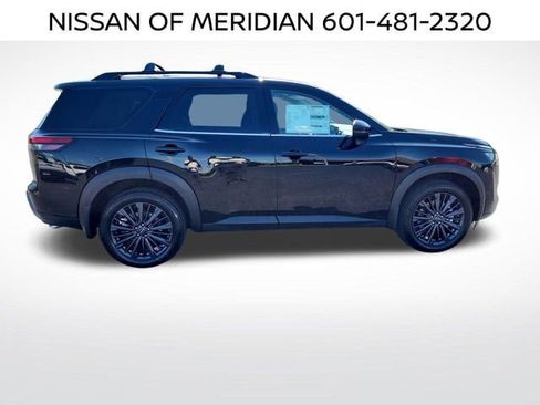 New 2026 Nissan Pathfinder SL w/ SL Premium Package AWD/4WD image 6