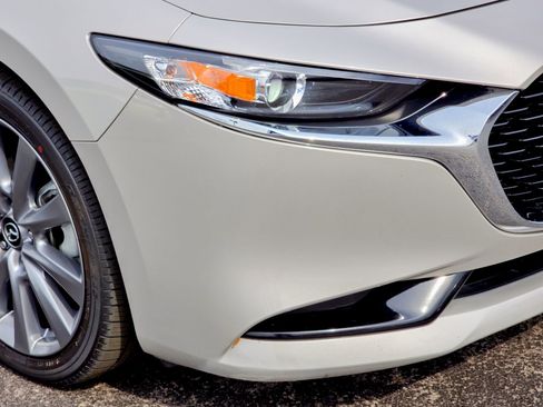 Used 2025 MAZDA MAZDA3 s image 4