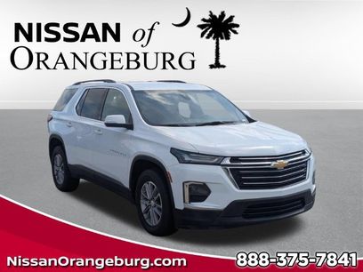 Used 2022 Chevrolet Traverse LT