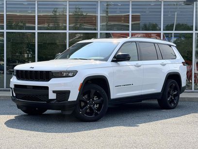 Used 2024 Jeep Grand Cherokee L Laredo