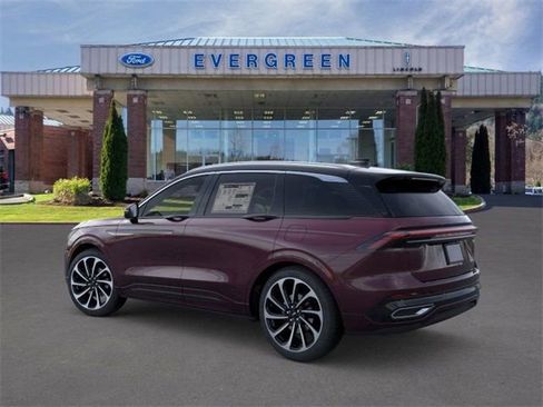 New 2025 Lincoln Nautilus Black Label image 4