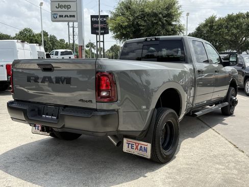 Used 2026 RAM 3500 Tradesman AWD/4WD image 5