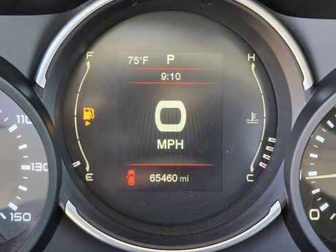 Used 2018 FIAT 500L Trekking w/ Popular Equipment Group image 24