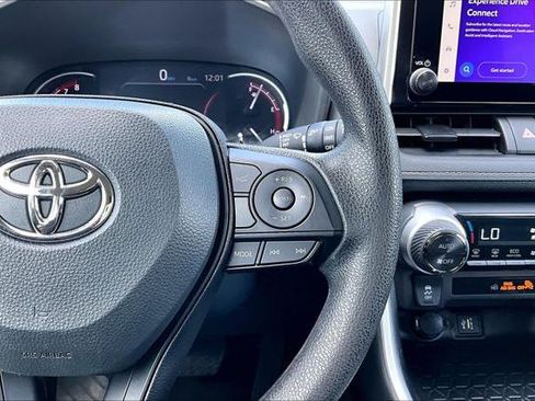 Certified 2025 Toyota RAV4 XLE FWD image 25