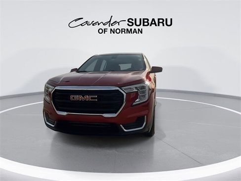 Used 2022 GMC Terrain SLE image 6