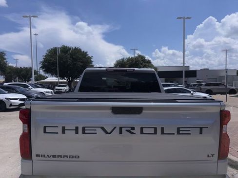 Used 2022 Chevrolet Silverado 1500 LT Trail Boss w/ Safety Package AWD/4WD image 7