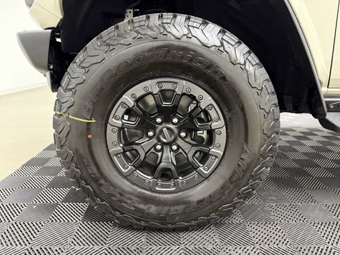 New 2025 Ford Bronco Raptor image 12