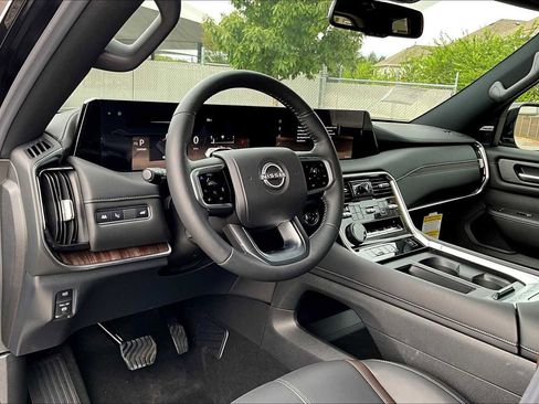 New 2025 Nissan Armada SL w/ Captain's Chari Seat Package image 10