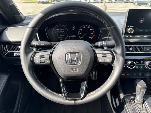 Used 2025 Honda Civic Sport image 18