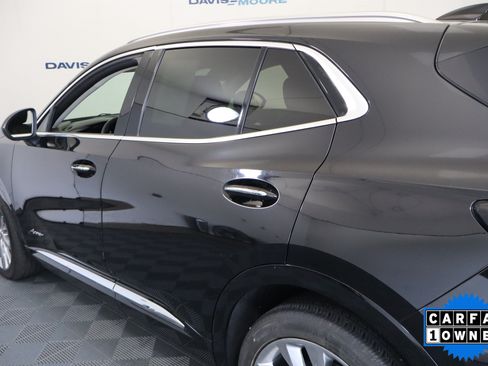 Used 2023 Buick Envision Avenir AWD/4WD image 11