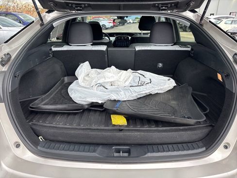 Used 2017 Toyota Prius Prime Plus FWD image 27