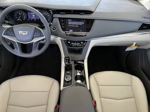 New 2026 Cadillac XT5 Premium Luxury w/ Driver Assist Package image 18