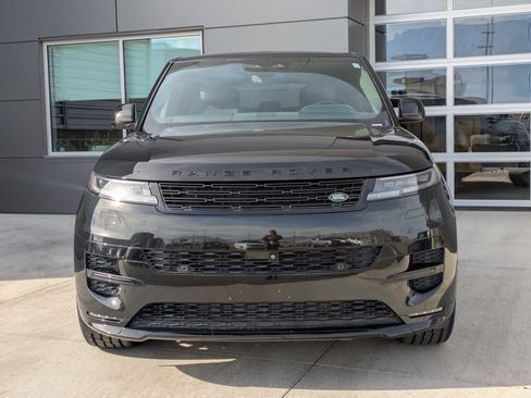 Used 2024 Land Rover Range Rover Sport Dynamic SE image 2