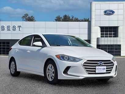 Used 2017 Hyundai Elantra SE w/ Cargo Package
