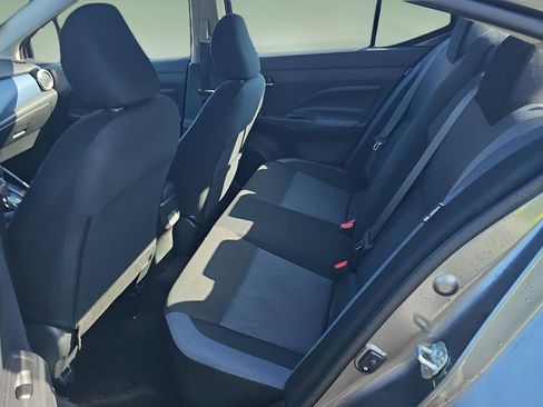 Used 2025 Nissan Versa SV image 10