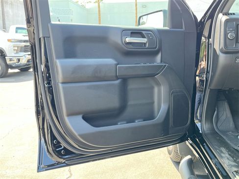 New 2025 Chevrolet Silverado 1500 Custom image 22