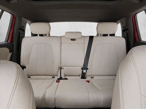 Used 2026 Mercedes-Benz GLB 250 image 23