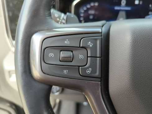 Used 2022 Chevrolet Silverado 1500 ZR2 w/ Technology Package AWD/4WD image 12