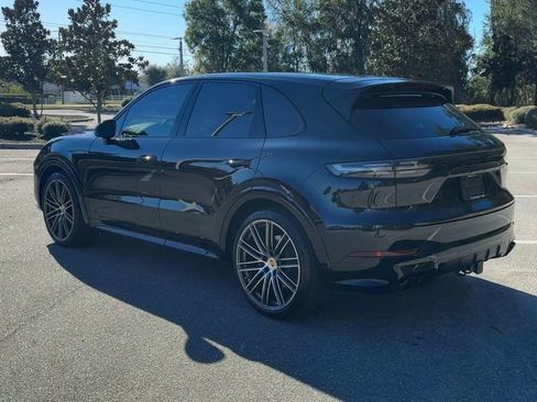 Used 2023 Porsche Cayenne GTS image 6