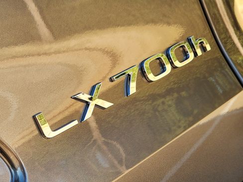 New 2026 Lexus LX 700h Luxury AWD/4WD image 21