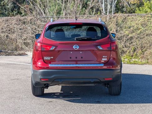 Used 2019 Nissan Rogue Sport SV w/ Technology Package image 4