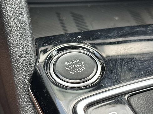 Used 2025 Kia Sportage X-Pro Prestige AWD/4WD image 31