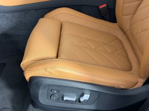 Used 2026 BMW X5 sDrive40i w/ Premium Package RWD image 13