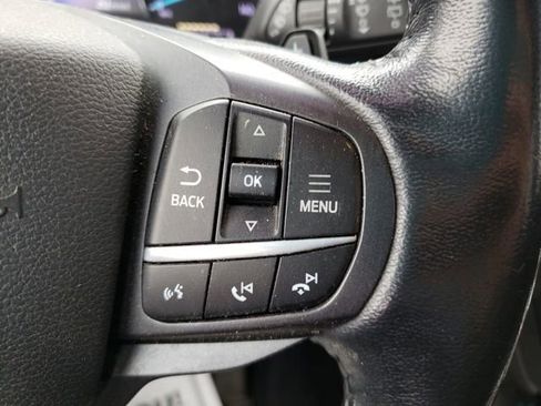 Used 2020 Ford Explorer XLT image 15