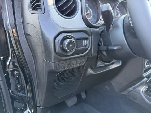 New 2026 Jeep Wrangler Unlimited Sport image 17