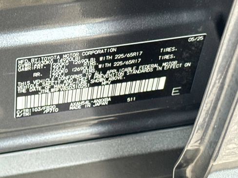 Used 2025 Toyota RAV4 LE AWD/4WD image 47