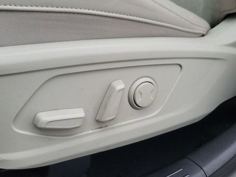 Used 2023 Kia Sorento EX w/ Panoramic Sunroof Package FWD image 15