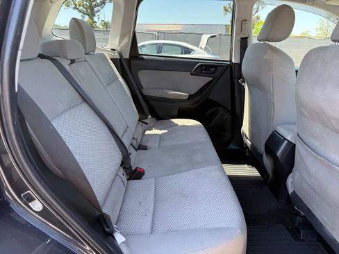 Used 2015 Subaru Forester 2.5i Premium w/ All-Weather Package AWD/4WD image 20