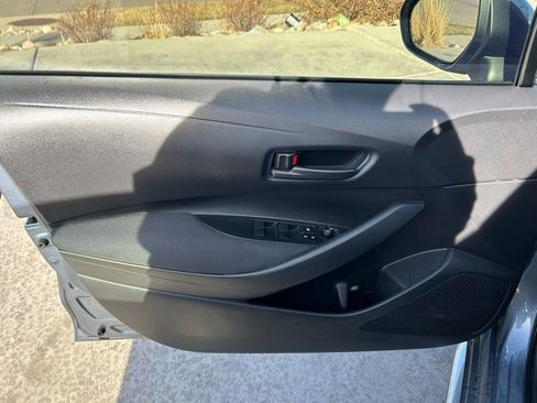 Used 2023 Toyota Corolla LE image 9