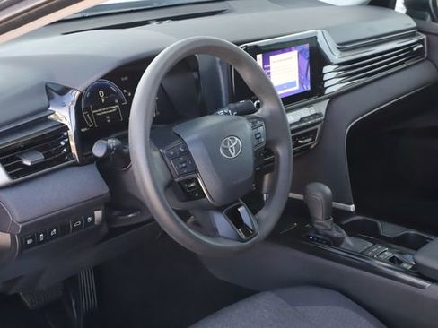 Used 2025 Toyota Camry LE FWD image 11