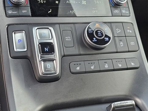 Certified 2025 Hyundai Palisade Calligraphy image 24