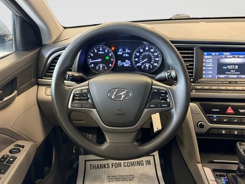 Used 2017 Hyundai Elantra SE FWD image 55
