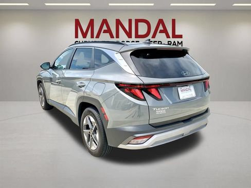 Used 2025 Hyundai Tucson SEL FWD image 7