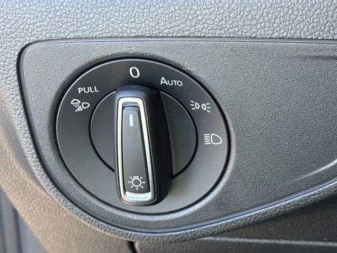 Used 2023 Volkswagen Atlas Cross Sport SEL image 24