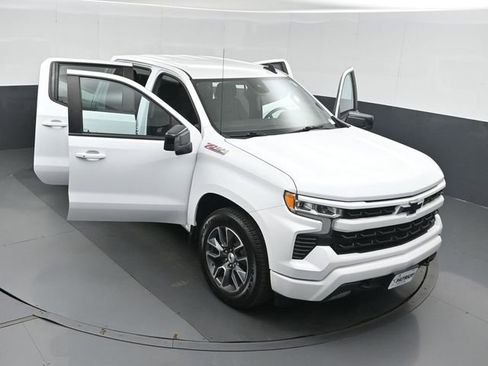Used 2023 Chevrolet Silverado 1500 RST w/ Z71 Off-Road Package AWD/4WD image 49
