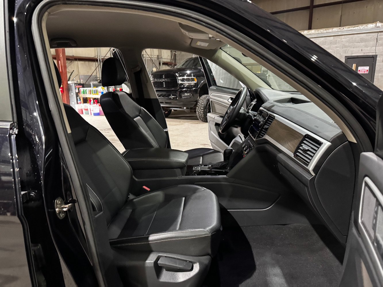 Used 2022 Volkswagen Atlas SE FWD image 26