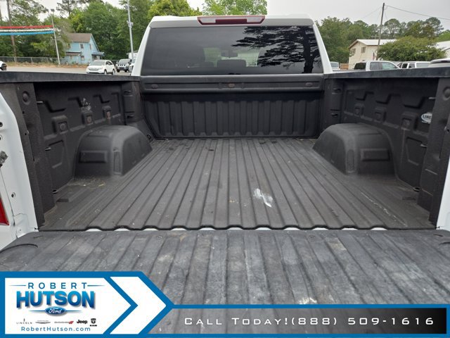 Used 2022 Chevrolet Silverado 1500 LT RWD image 9