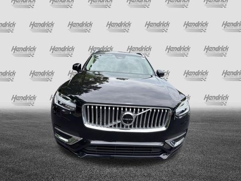 Certified 2023 Volvo XC90 B5 Plus AWD/4WD image 3