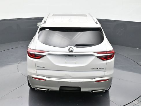 Used 2018 Buick Enclave Avenir FWD image 15