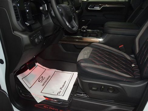 New 2026 Chevrolet Silverado 1500 RST AWD/4WD image 40