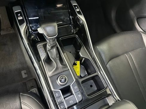 Used 2023 Kia Sorento SX image 20