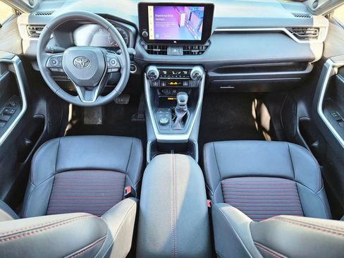 Used 2025 Toyota RAV4 XSE image 9
