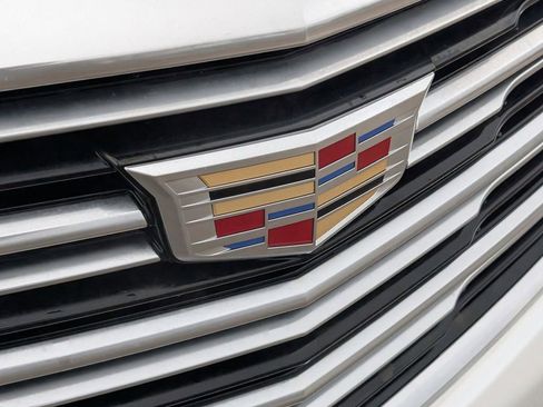 Used 2019 Cadillac XT5 Luxury image 10